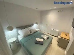 Thea Suite - Image 3