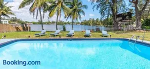 The Miami Enchanted Lake House - Image 3