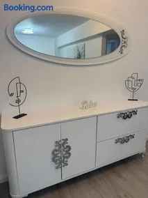Apartament Silver Nest Comanesti - Image 1
