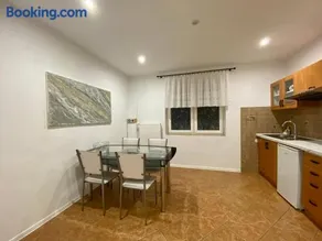 Vanessa apartments - Image 3