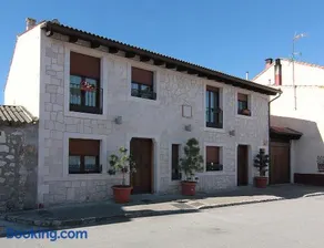 Apartamentos Turísticos los Abuelos - Image 1