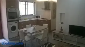 Private village apartment - Image 2