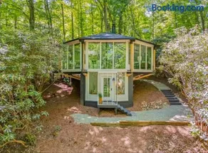 The Enchanted Nook- Romantic Retreat - Image 1