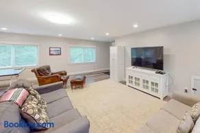 Waterfront home with deck, patio, grill, firepit, Ping-Pong, & WiFi - Image 3