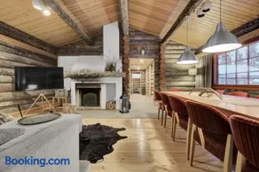 Villa Luostokka - Luxury Log Villa - Valkea Homes - Image 2
