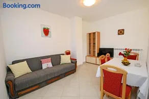 Apartments Mira - Image 4