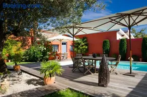 La Ferrade Chambres d'Hôtes B&B - Image 3