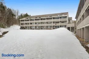 1 Bed 1 Bath Vacation home in Newry - Image 3
