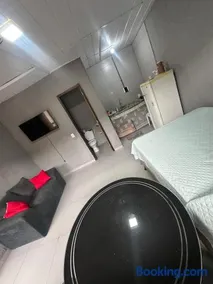 Complete Studio for 2 people - Image 3