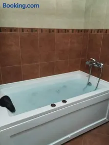 "Bee Happy" Spa Apartment - Mineral Water,Jacuzzi bath,Pet-friendly - Image 3