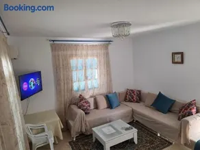 Comfortable Two-Bedroom Apartment - Image 1