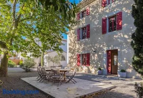 Maison Vigneronne-piscine et vignes - Image 1
