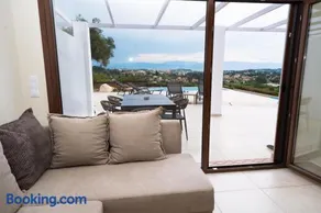 Capela Kastania Suites - Image 3