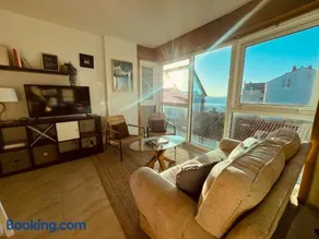 Apartamento estilo costero al lado de la playa - Image 2