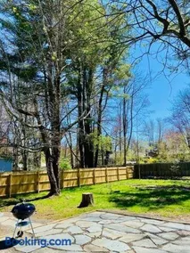 Raven View by Sackett Lake - Image 4
