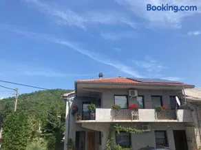Guest house Sara - Image 1