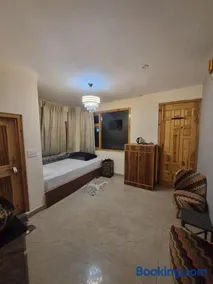 Sukoon Retreat Guesthouse - Image 2