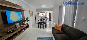 Casa 3Q, 10 pax, próximo parque Japão, com ar condicionado - Image 1
