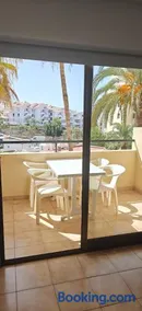 Apartment with pool view - Castle Harbour Los Cristianos - Image 3
