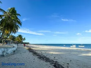 Kaleb's Beachfront Serviced Studio Apartments - Image 5