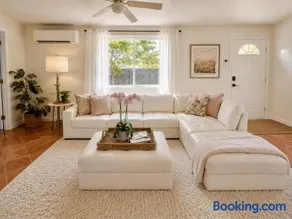 Ojai Orchard House - Private Standalone Home - Image 2