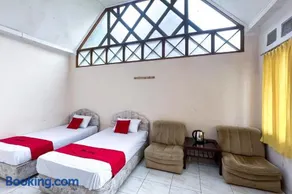 RedDoorz at Argapuri Resort and Campsite Ciwidey - Image 2