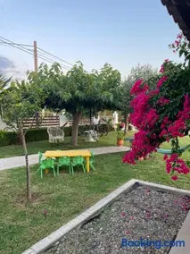 Merovili Μικρές Ενοικιαζόμενες Κατοικίες - Image 3