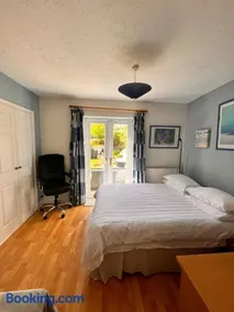 Comfortable Guest stay in Paddock Wood and we also offer second bedroom for children or friends travelling together - Image 5