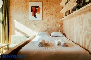 ACMÉ Lodge lake view & Nordic bath - Image 3