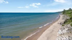 Beachfront Haven - Sunset Views - Hot Tub - BBQ - Family Friendly - Image 2