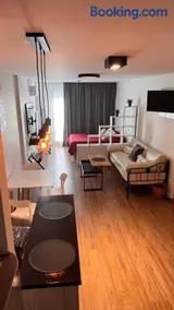Amplio y hermoso departamento en Buenos Aires - Image 4