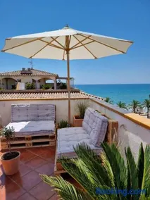 Cal SalMaré seafront apartment with rooftop terrace and pool - Image 1