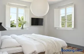 Villa Mia Lucca - Modern Comfort in the Tuscan Hills - Image 3