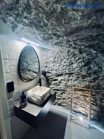 Cueva Luxe Las Calcetas - Image 4