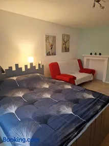 Cozy countryside apartment - Image 3