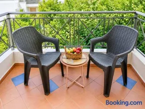 Pavlos Apartment - Leontari Stay with Garden View - Image 3