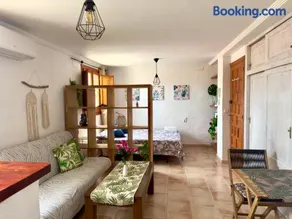 Estudio en el Castillo de Denia - Image 1