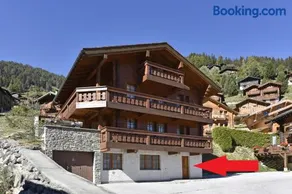 Apartment Batteuse - Image 1