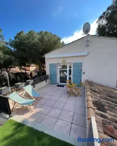 Appartement proche village naturiste, terrasse et parking - Image 2