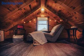 Charming Lakeview Cabin Near Geneva-On-The-Lake! - Image 1