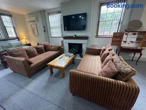 Post Office Boutique Accommodation - Image 3