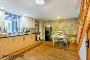 2 Bed in Thornton Watlass oc-m30203 - Image 5
