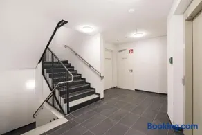 Grüne und zentrale Ruhelage im Neubau mit Balkon - Image 4