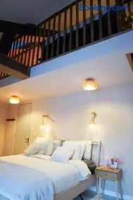 Mera Luxe Wellness B&B, Ibiza-Bohemian Style Suites, Adults Only, optioneel prive Outdoor Wellness, Massage, Vuurkorf, gratis fles Wijn of Bubbels - Image 4
