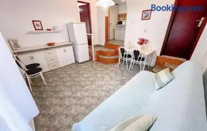 1 Bedroom Cozy Apartment In Gdinj - Image 3