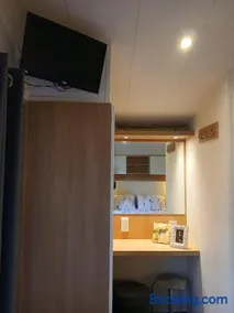 Berwick-upon-tweed - Caravan - Sleeps 6 - Parking - Image 4