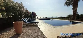 Villa Irene, atemberaubende Aussicht von Heights, Lindos 10 Min. Strand 4 Min. - Image 1