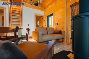 River Views | Private Hot Tub | The Poplar Treehouse - Image 3