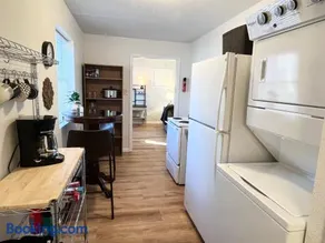 Rocky Court Apartments - Image 2