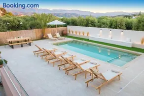 Ar & Al Luxury Villa - Image 3